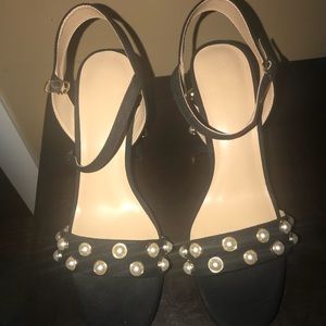 Platform sandal heels